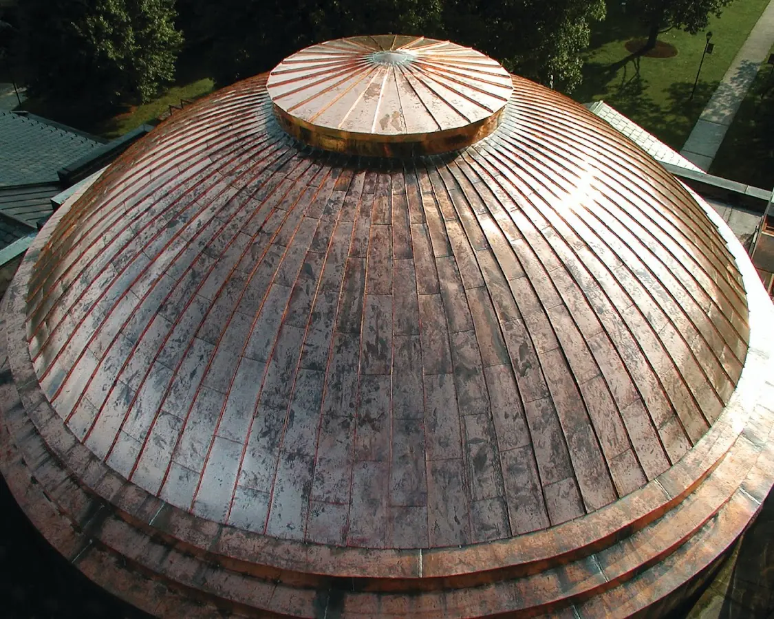 Craftsman Roofing crew installing a new roof in Fort Payne